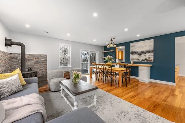 $1,350,000 | 220 Beacon Street, Milton, MA 02186