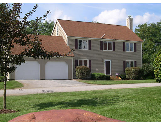 2 Rye Place, Unit 2 RYE Nashua, NH 03063 - Photo 1 of 1 Gallery Image 1