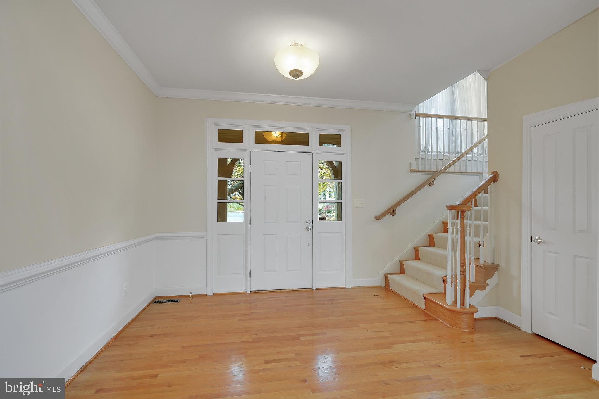 1450 Carrington Ridge Lane Vienna, VA 22182 - Photo 4 of 33