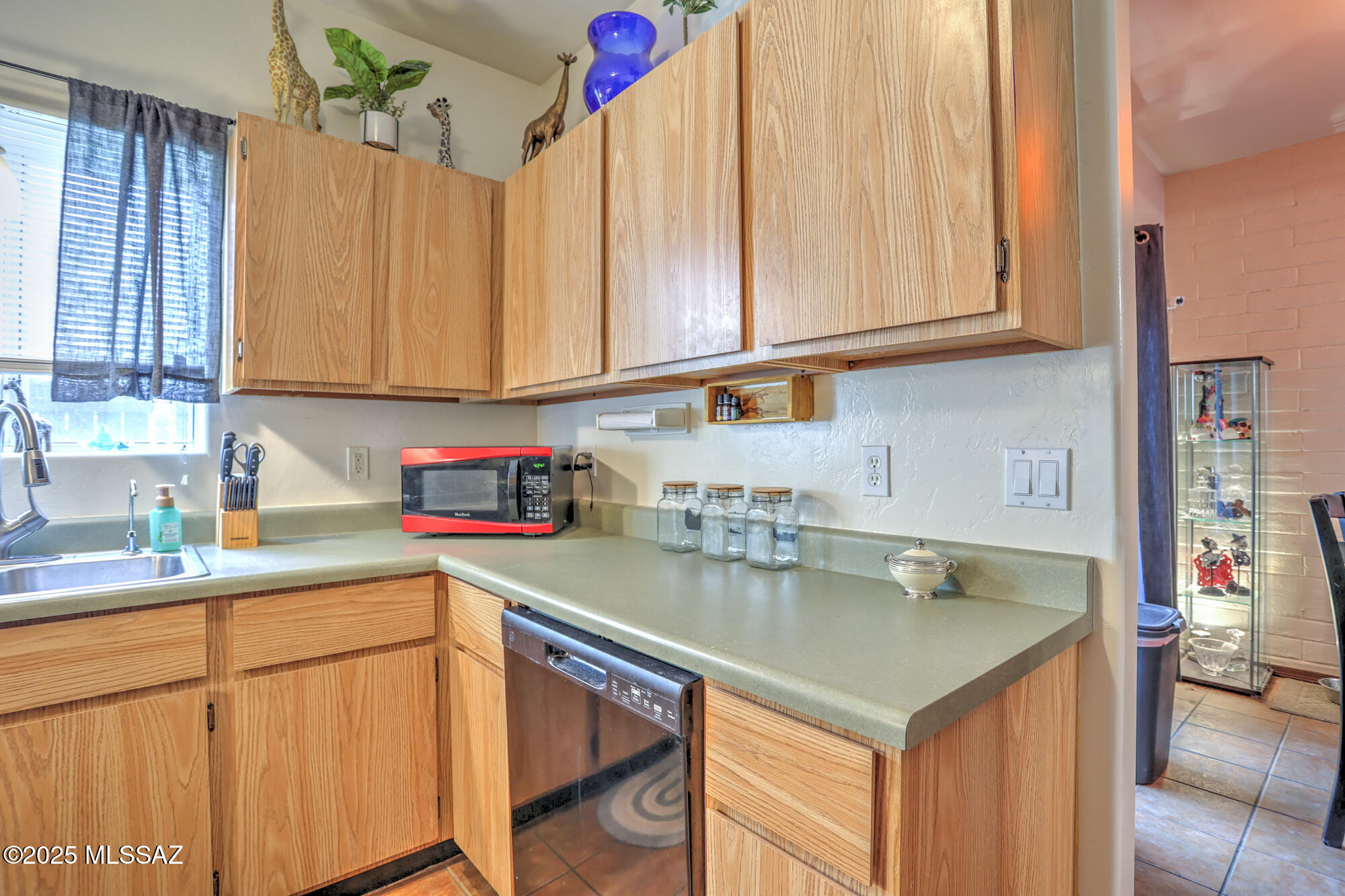 3516 South Mission Road, Unit 4 Tucson, AZ 85713 - Photo 19 of 45