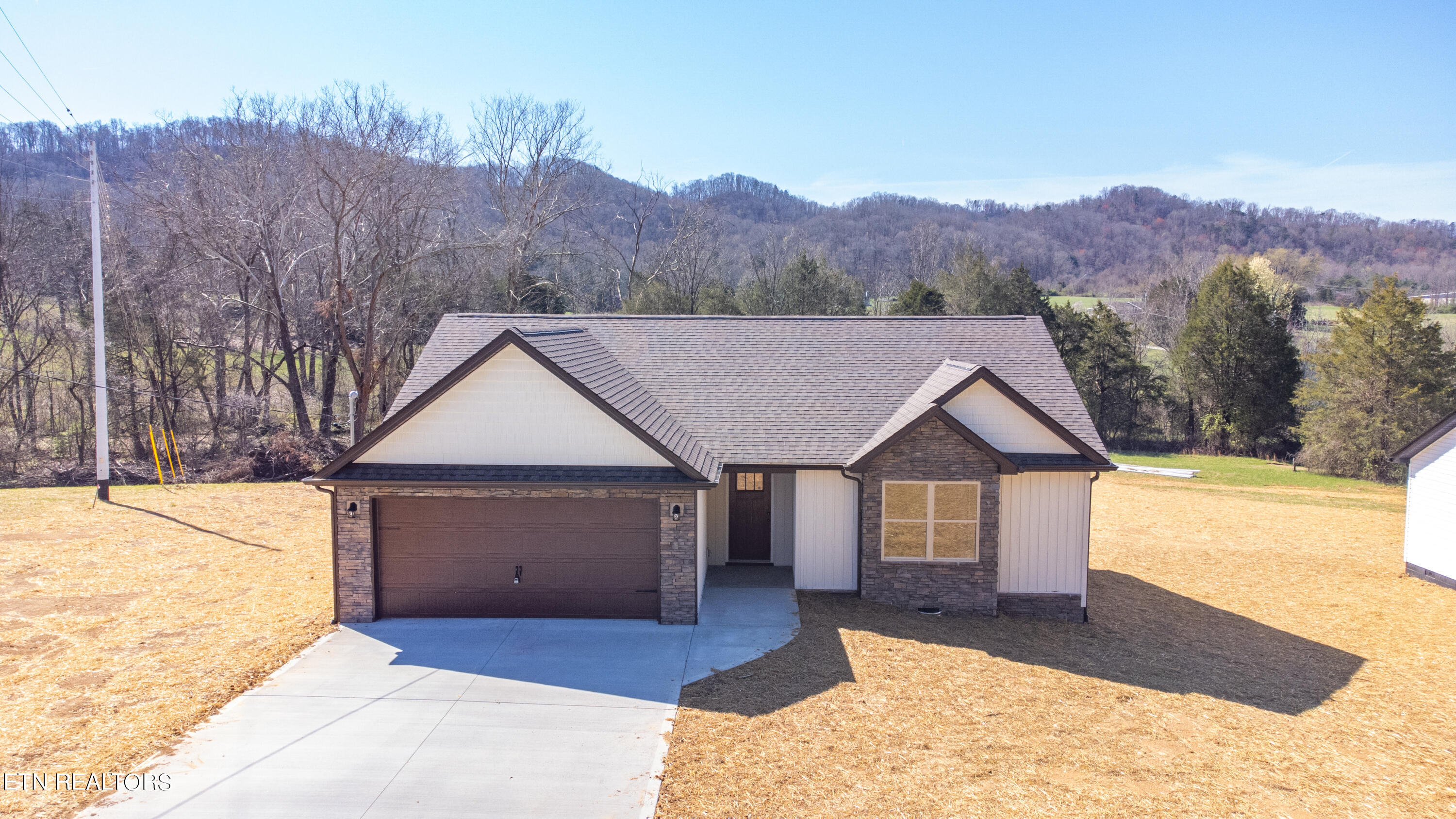 416 Luttrell Road Maynardville, TN 37807 - Photo 1 of 48 Luttrell Road _231 Drone-3