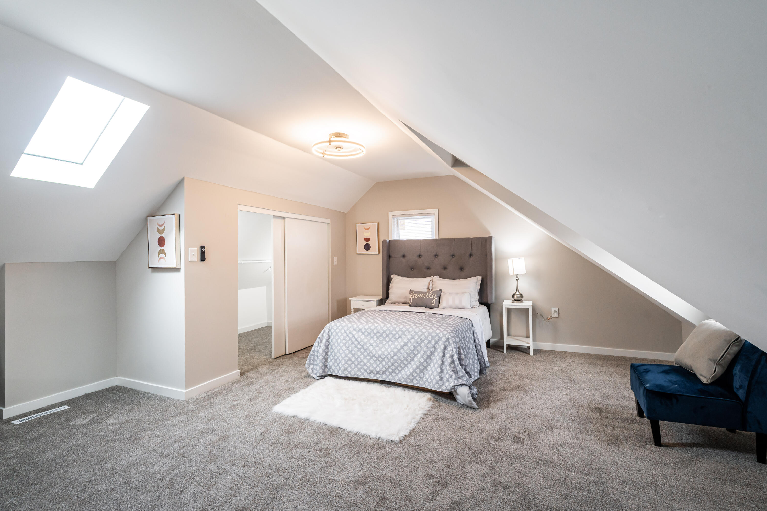 5161 North 64th Street Milwaukee, WI 53218 - Photo 18 of 29 Huge Primary Suite!