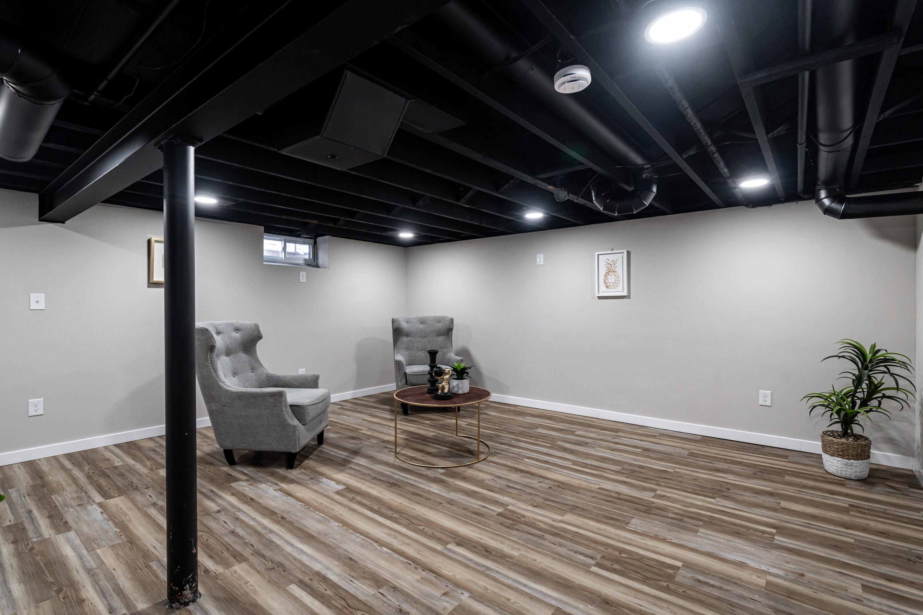 5161 North 64th Street Milwaukee, WI 53218 - Photo 22 of 29 Spacious Rec Room!