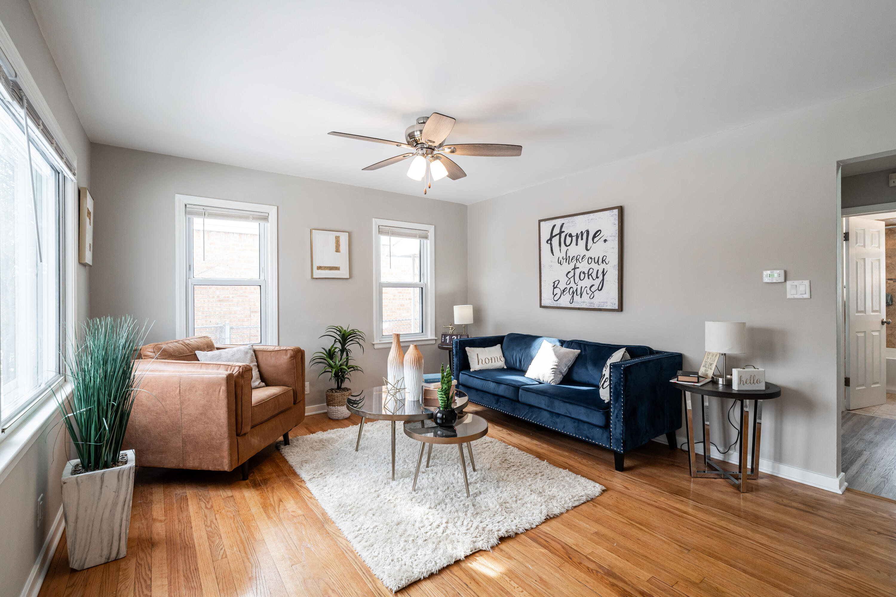 5161 North 64th Street Milwaukee, WI 53218 - Photo 5 of 29 Bright Living Spaces!