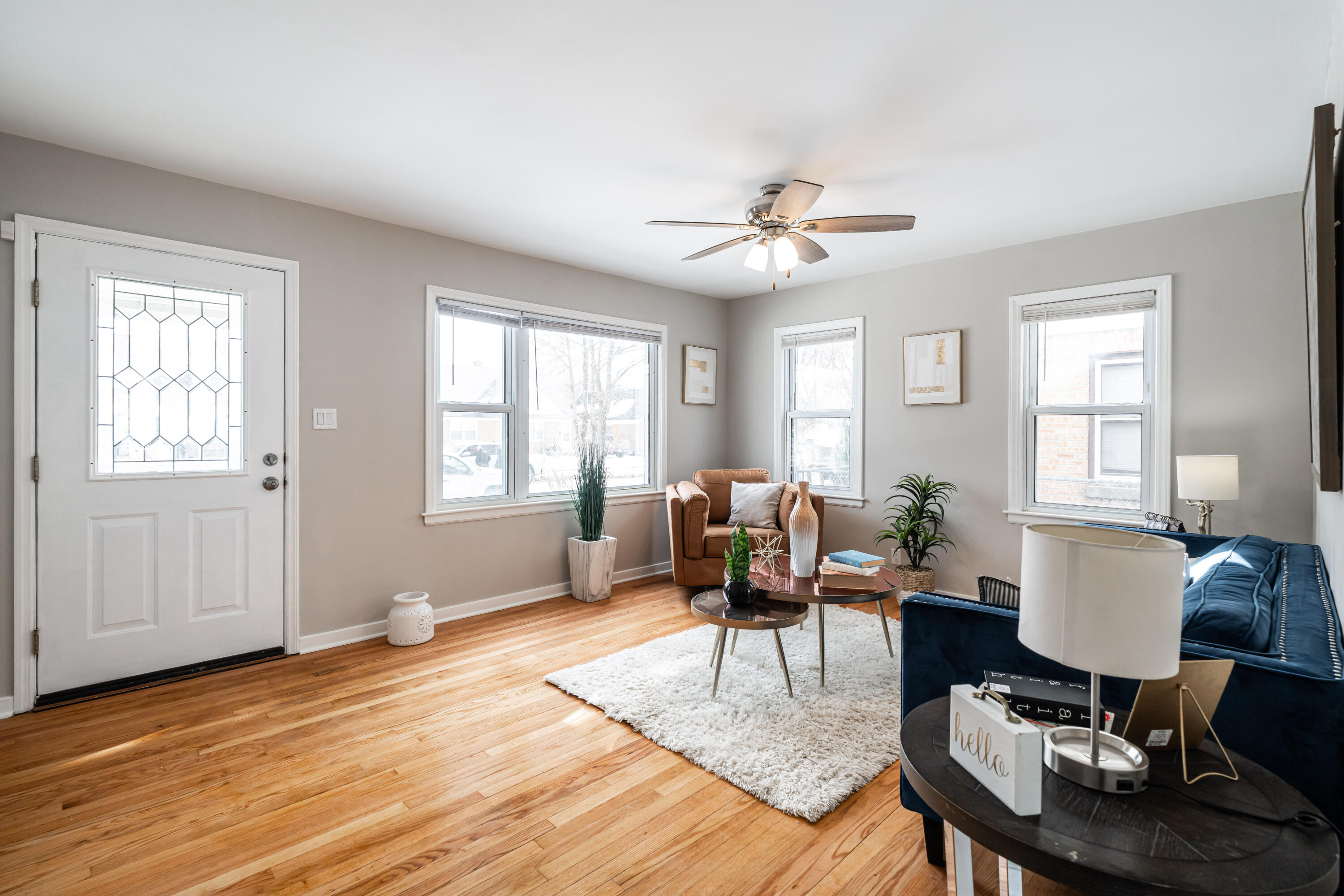 5161 North 64th Street Milwaukee, WI 53218 - Photo 6 of 29 Bright Living Spaces!