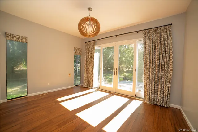 $1,699,543 | 704 Short Beach Road, St. James, NY 11780