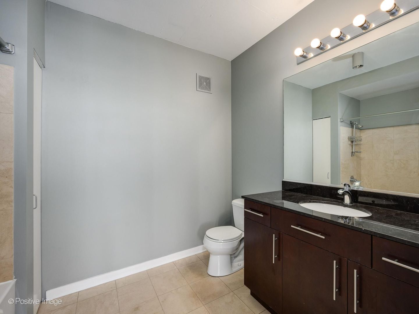 611 South Wells Street, Unit 2504 Chicago, IL 60607 - Photo 15 of 21