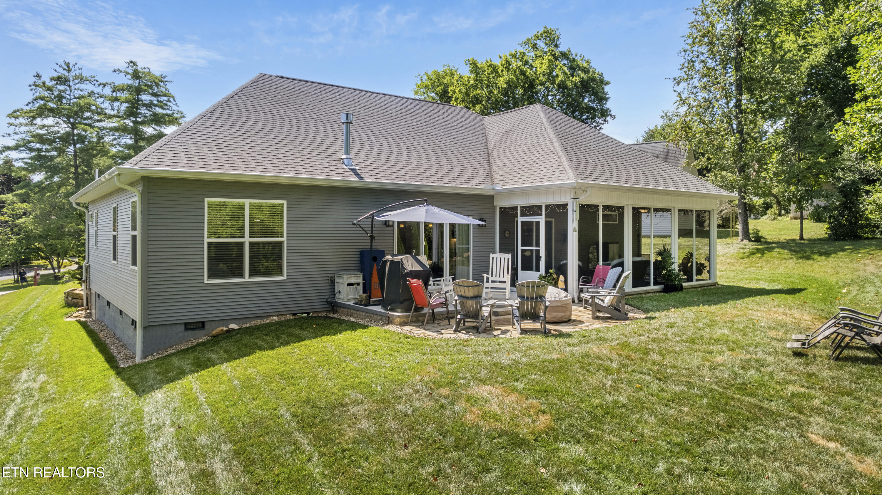 116 Inola Place Loudon, TN 37774 - Photo 4 of 47 DJI_0168-HDR