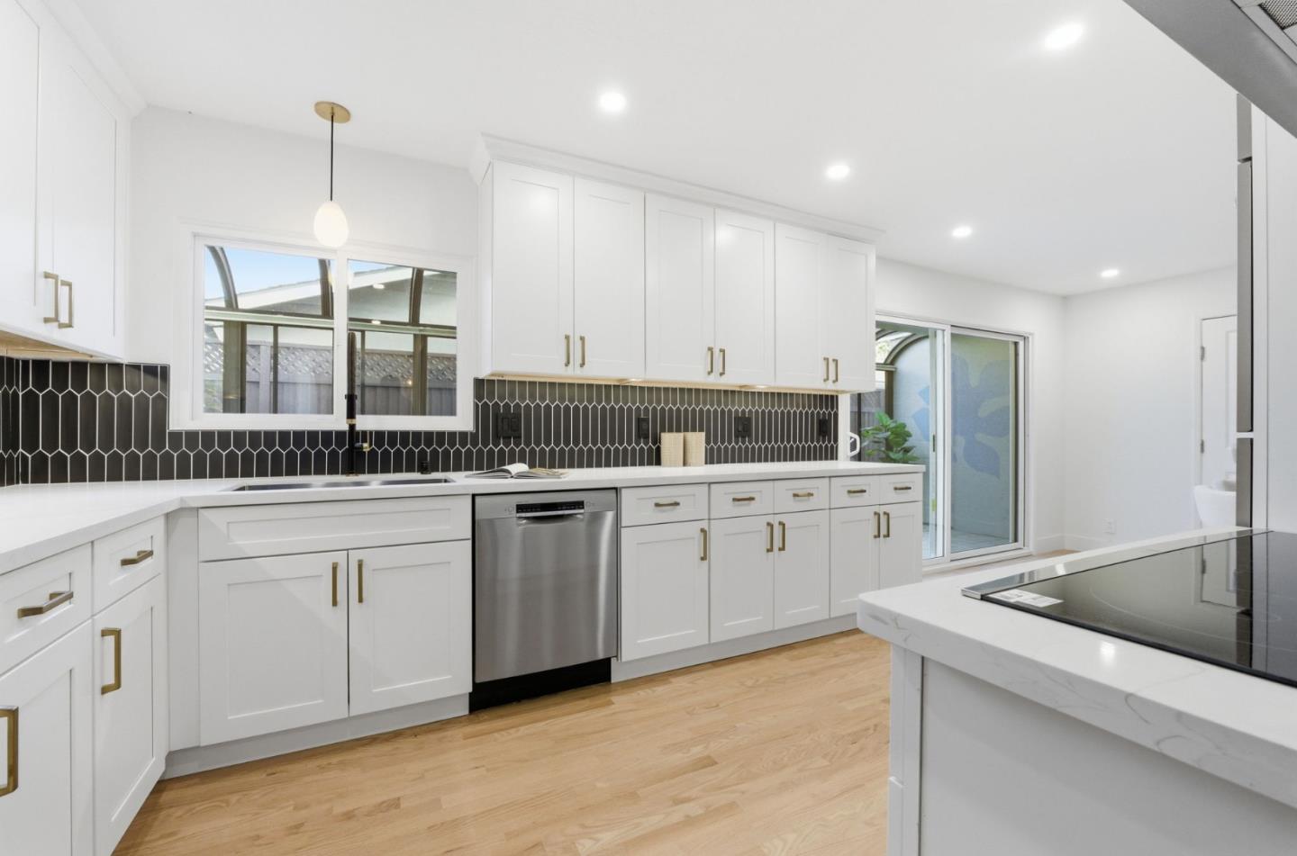 1003 Rosa Avenue Sunnyvale, CA 94086 - Photo 17 of 60