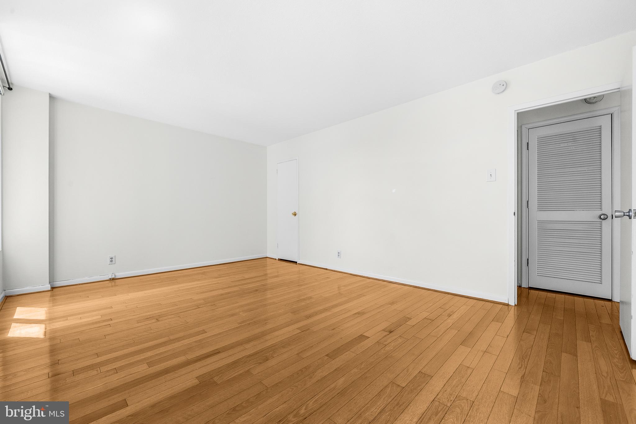 1800 R Street Northwest, Unit 604 Washington, DC 20009 - Photo 11 of 16