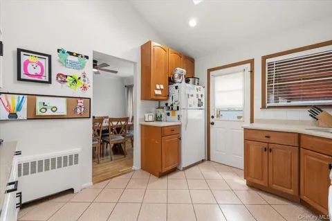 $799,000 | 340 North Boston Avenue, Massapequa, NY 11758