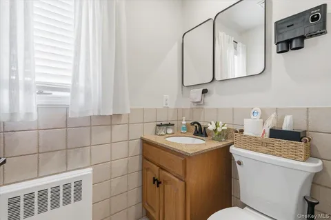 $799,000 | 340 North Boston Avenue, Massapequa, NY 11758