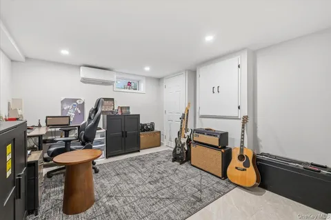 $799,000 | 340 North Boston Avenue, Massapequa, NY 11758