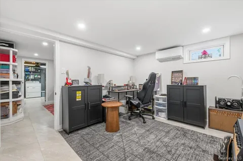 $799,000 | 340 North Boston Avenue, Massapequa, NY 11758