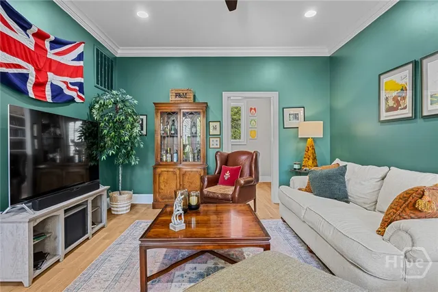 $749,900 | 9 Turnbull Lane, Savannah, GA 31410