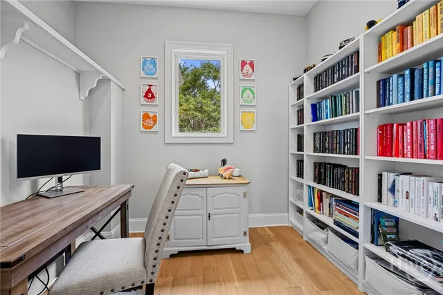 $749,900 | 9 Turnbull Lane, Savannah, GA 31410