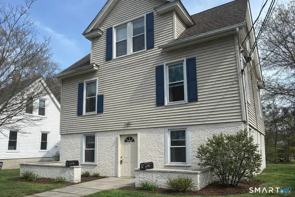 $1,500 | 25 Old Stratfield Road, Fairfield, CT 06825