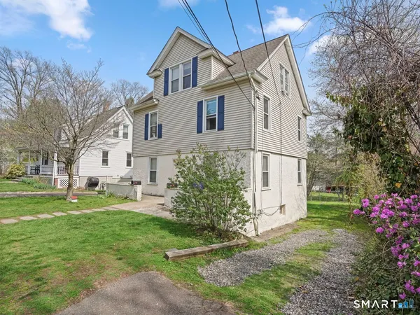 $1,500 | 25 Old Stratfield Road, Fairfield, CT 06825