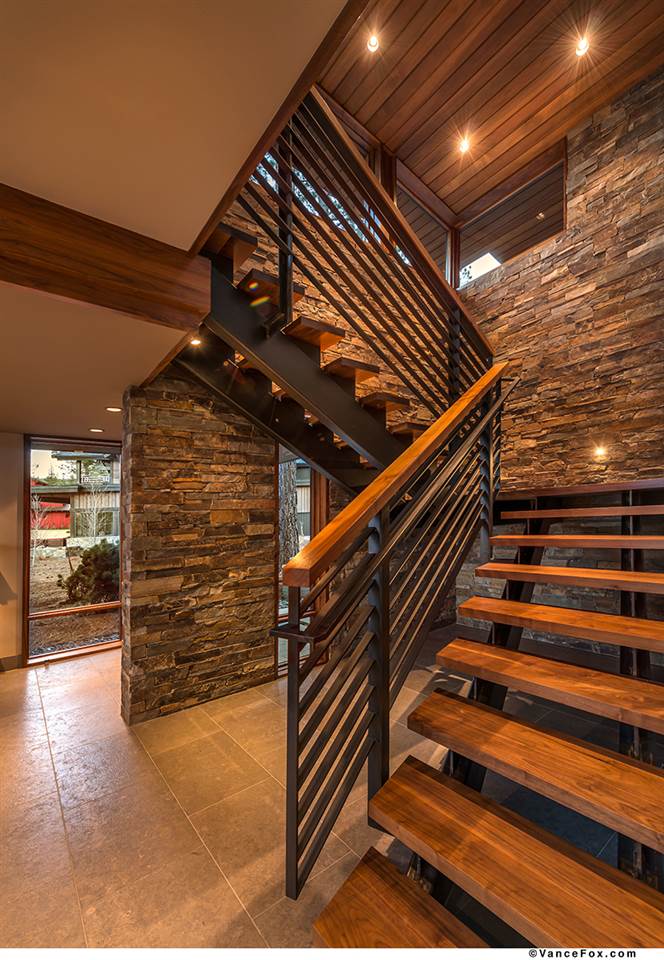 10507 Kaweah Circle Truckee, CA 96161 - Photo 5 of 10