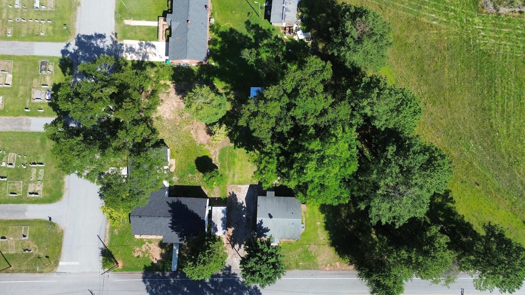 403 Thompson Street Gaffney, SC 29340 - Photo 24 of 32