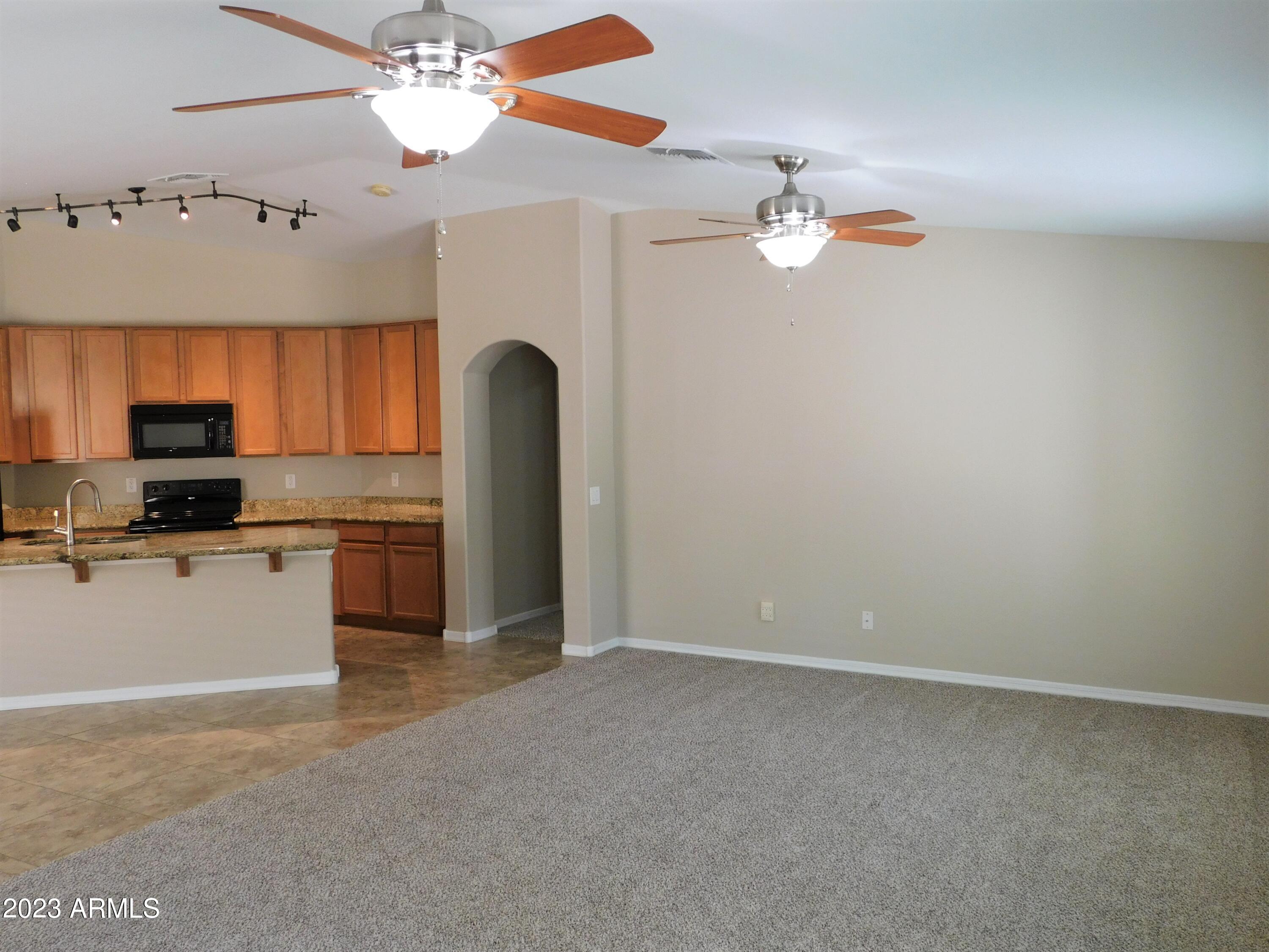 20754 West White Rock Road Buckeye, AZ 85396 - Photo 11 of 46 DSCN1094