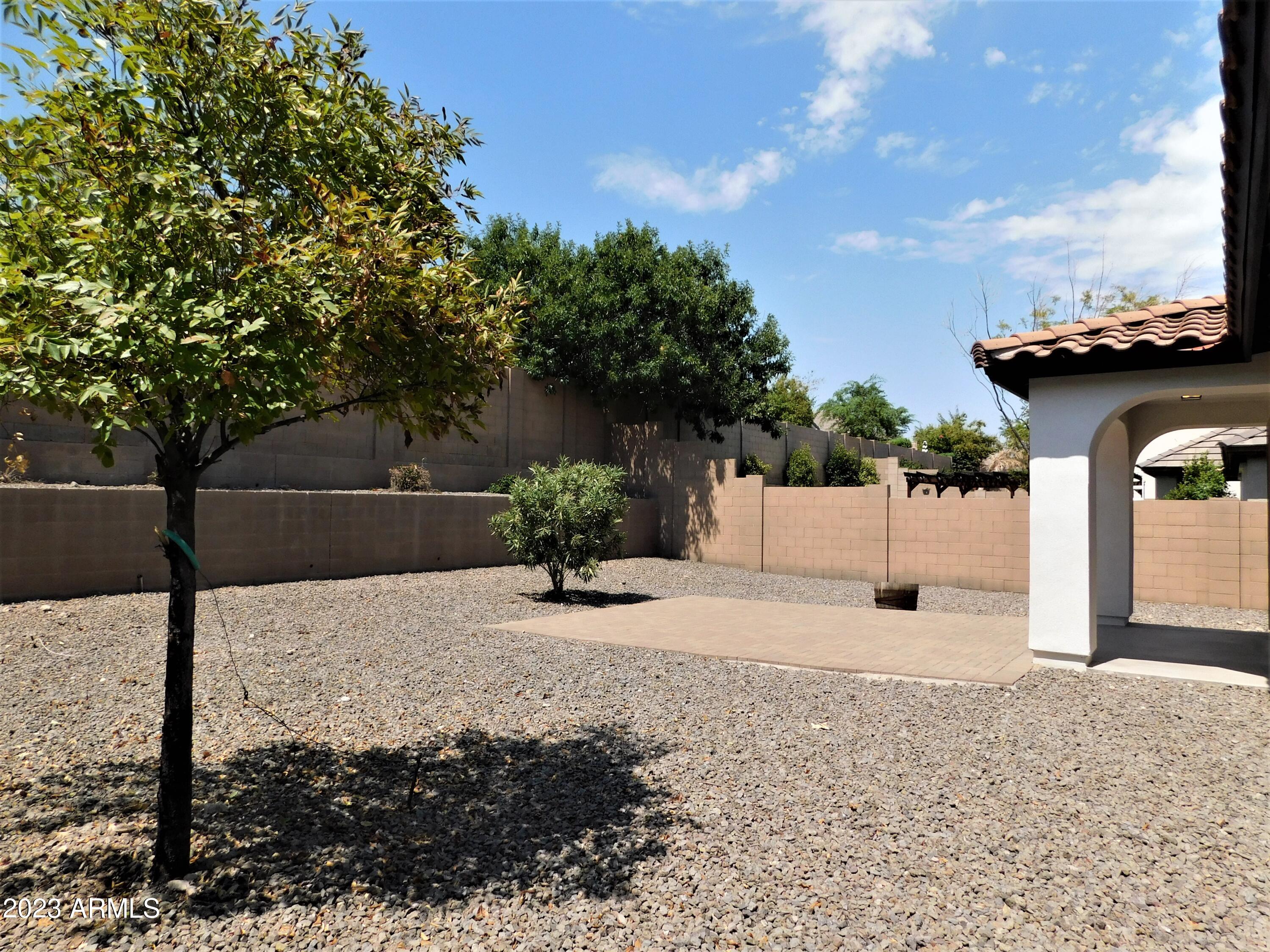 20754 West White Rock Road Buckeye, AZ 85396 - Photo 32 of 46 DSCN1131