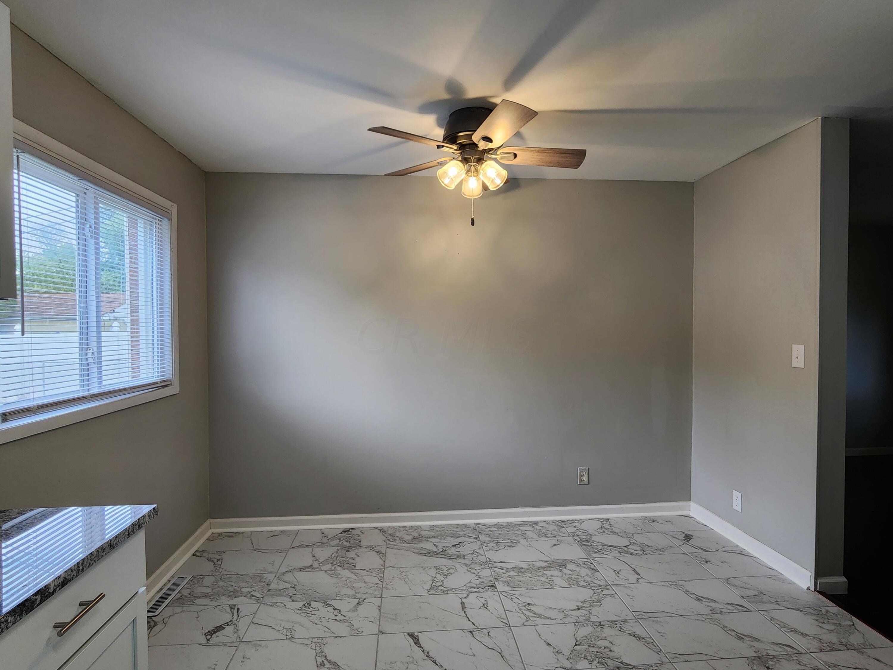 3466 Rodell Road Columbus, OH 43232 - Photo 9 of 29 09 Kitchen 20231015_161218