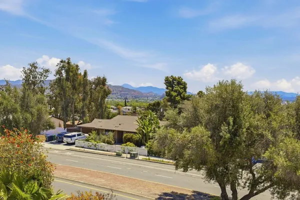 $999,000 | 9633 Lutheran Way, Santee, CA 92071