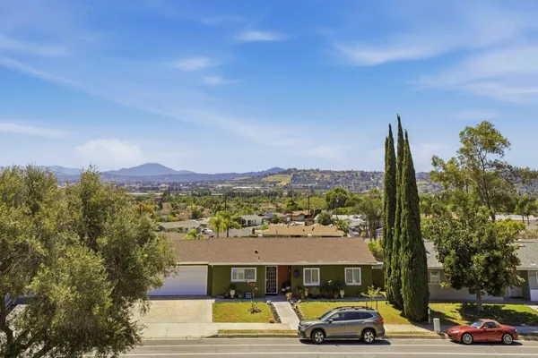 $999,000 | 9633 Lutheran Way, Santee, CA 92071