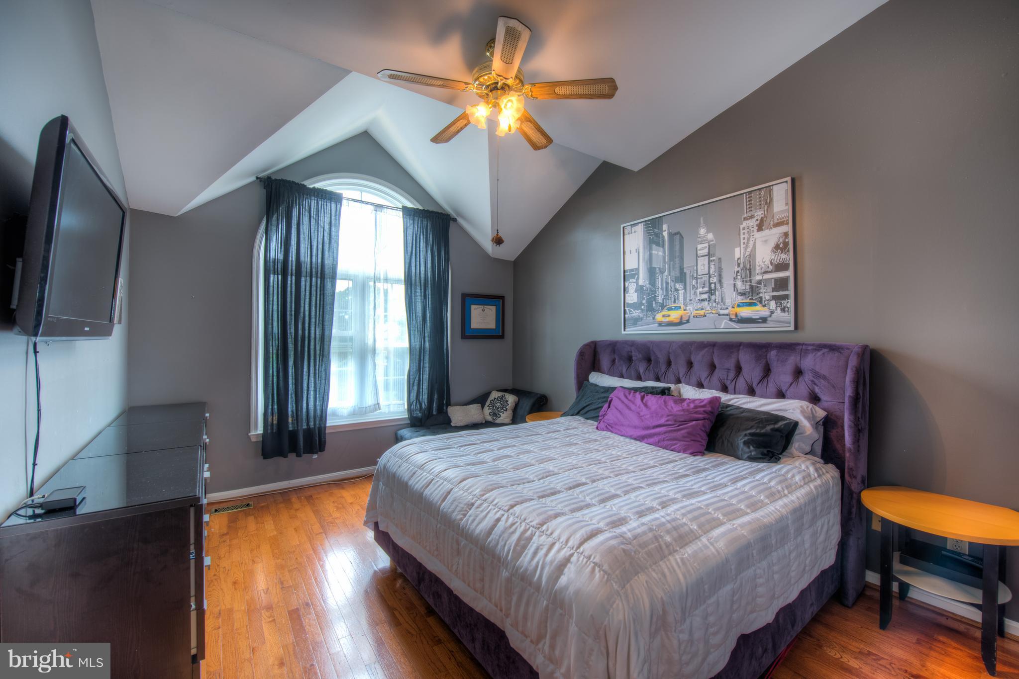 21055 Semblance Drive Sterling, VA 20164 - Photo 14 of 29 Bath (Master)