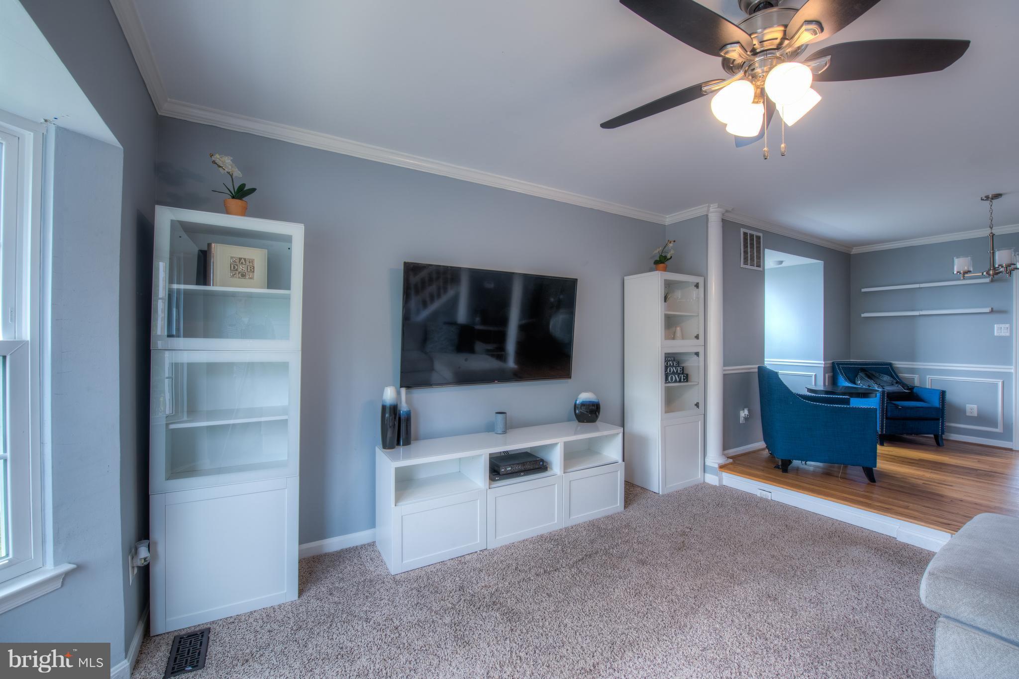 21055 Semblance Drive Sterling, VA 20164 - Photo 22 of 29 Living Room