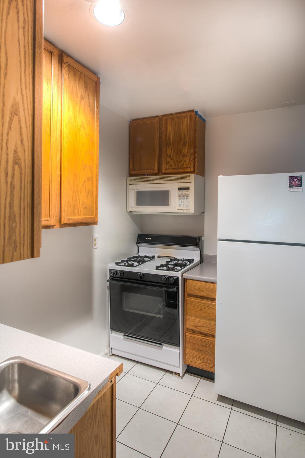 21055 Semblance Drive Sterling, VA 20164 - Photo 24 of 29 Kitchen