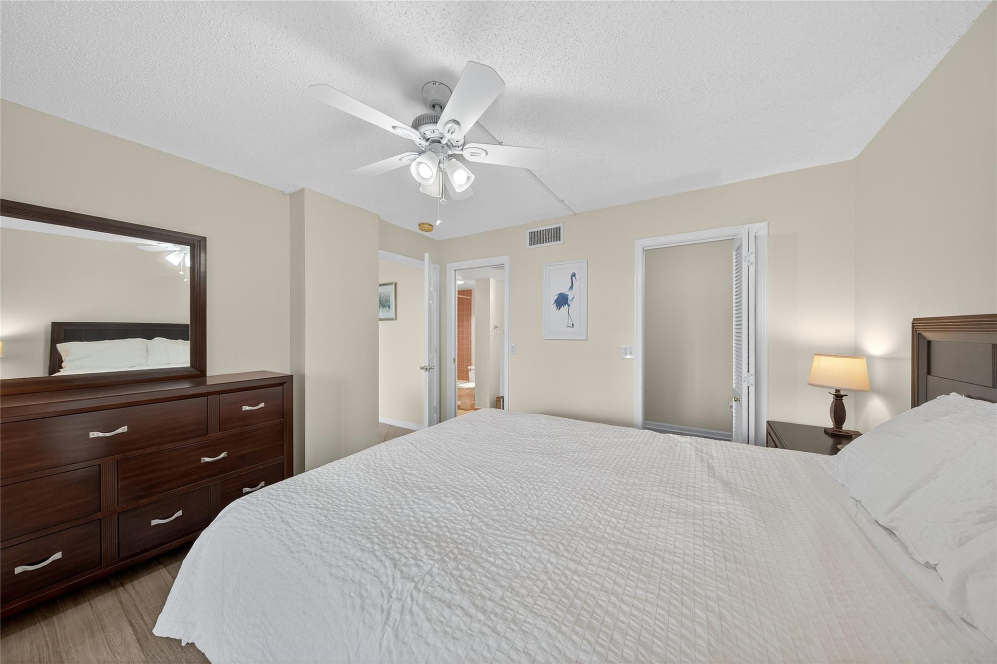 800 Jeffery Street, Unit 405 Boca Raton, FL 33487 - Photo 27 of 50 Guest bedroom