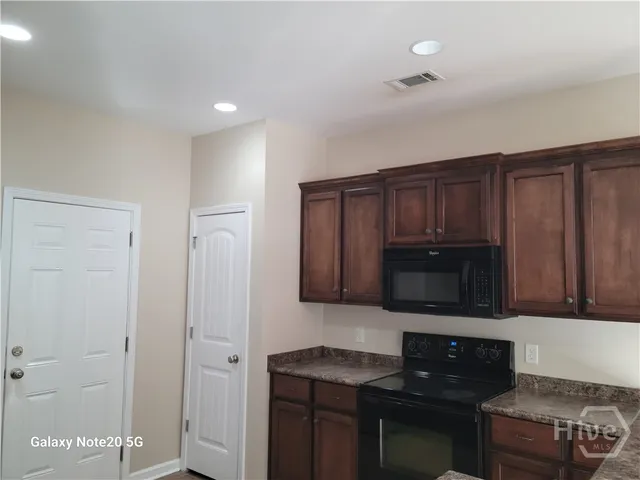 $2,150 | 1235 Peacock Trail, Hinesville, GA 31313