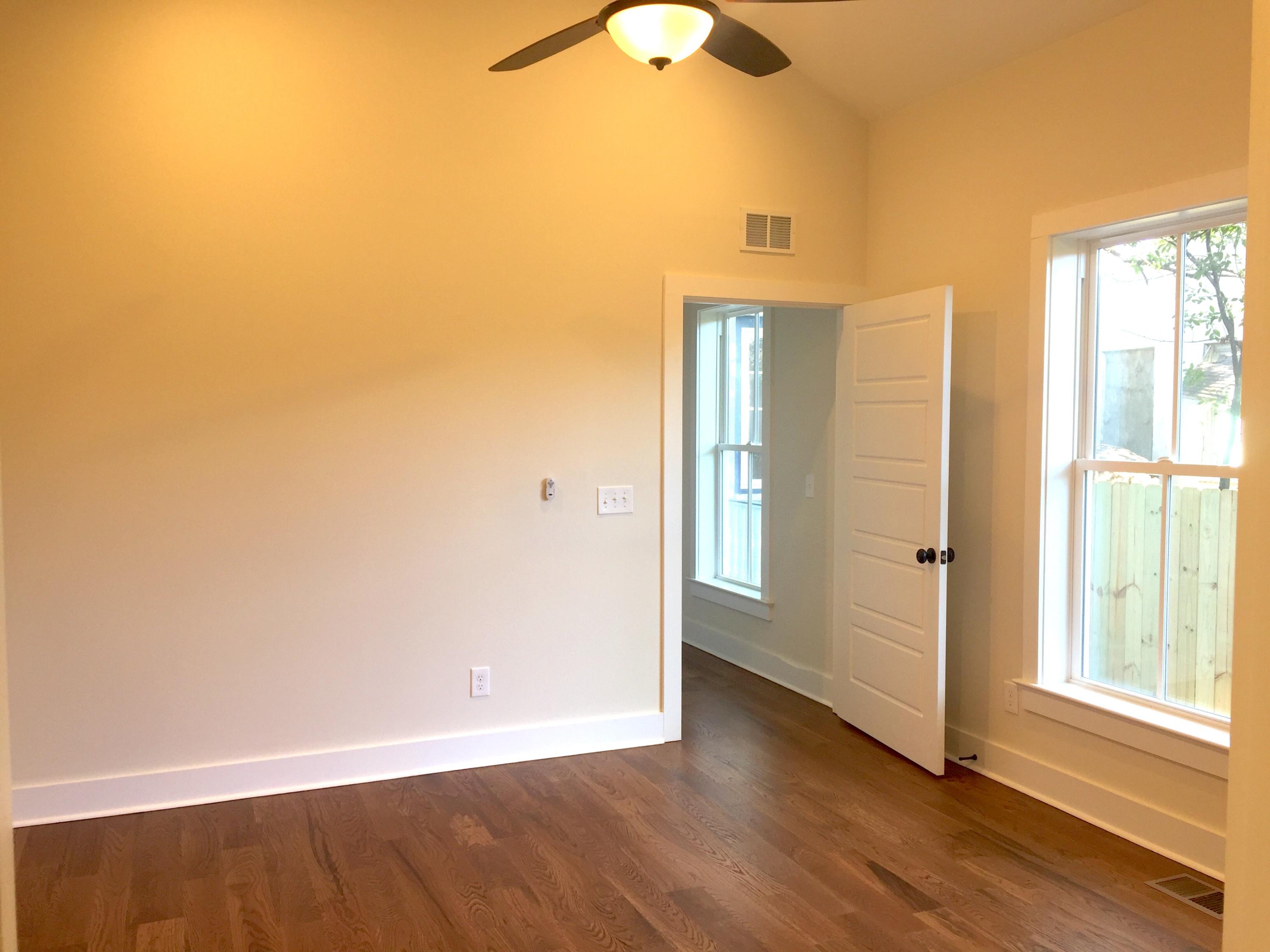 25 Sheppard Street Charleston, SC 29403 - Photo 4 of 6 5E9AEB89-B41A-420B-AF09-EF67935621E3