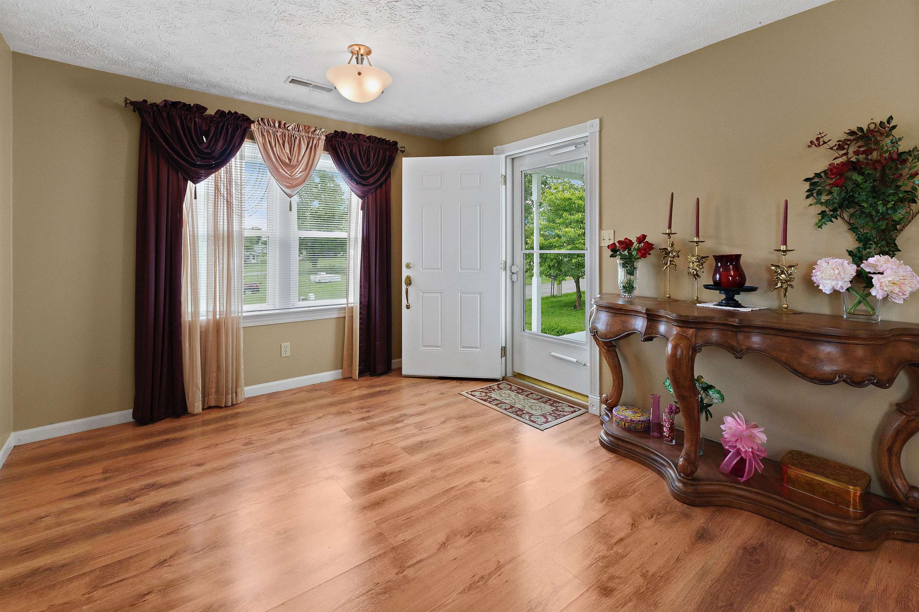 1304 Bluegrass Street Flatwoods, KY 41139 - Photo 3 of 20