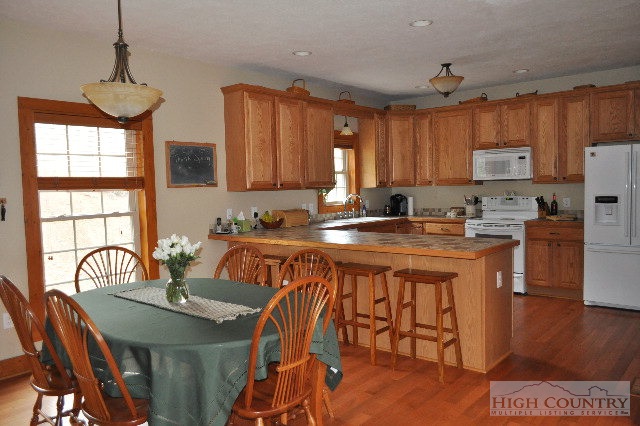 510 Brown's Chapel Road Boone, NC 28607 - Photo 33 of 35 Gallery Image 33