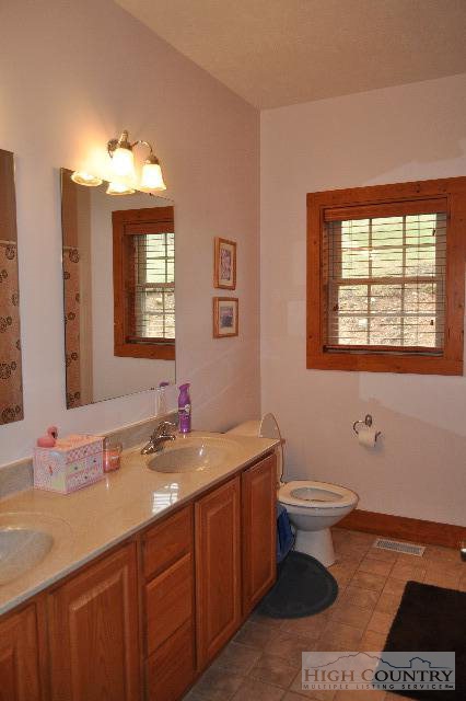 510 Brown's Chapel Road Boone, NC 28607 - Photo 8 of 35 Gallery Image 8