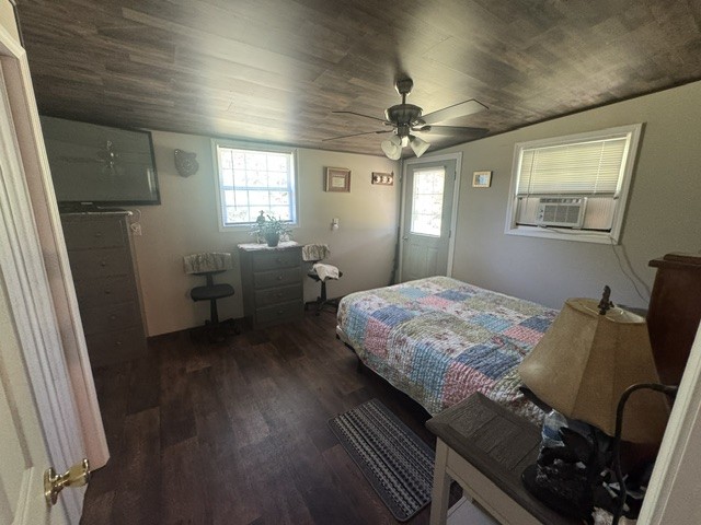 149 Horseshoe Bend Road Linden, TN 37096 - Photo 40 of 45