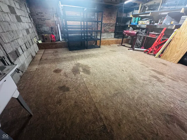 $169,900 | 5732 Wall Street, Freedom, IN 47431