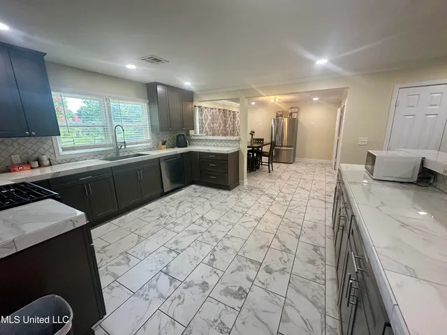 $340,000 | 609 South 5th Avenue, Cleveland, MS 38732