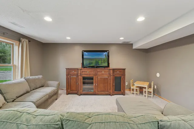 $674,900 | 604 Topaz Lane, Hudson, WI 54016