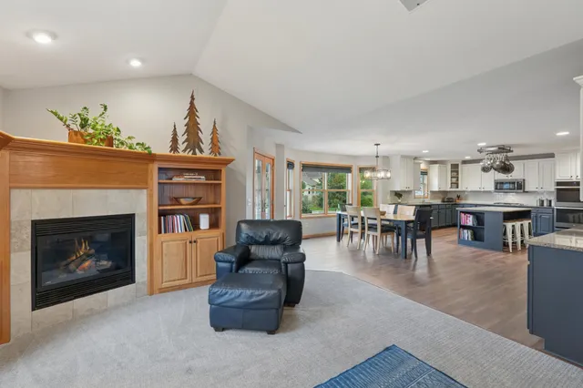 $674,900 | 604 Topaz Lane, Hudson, WI 54016