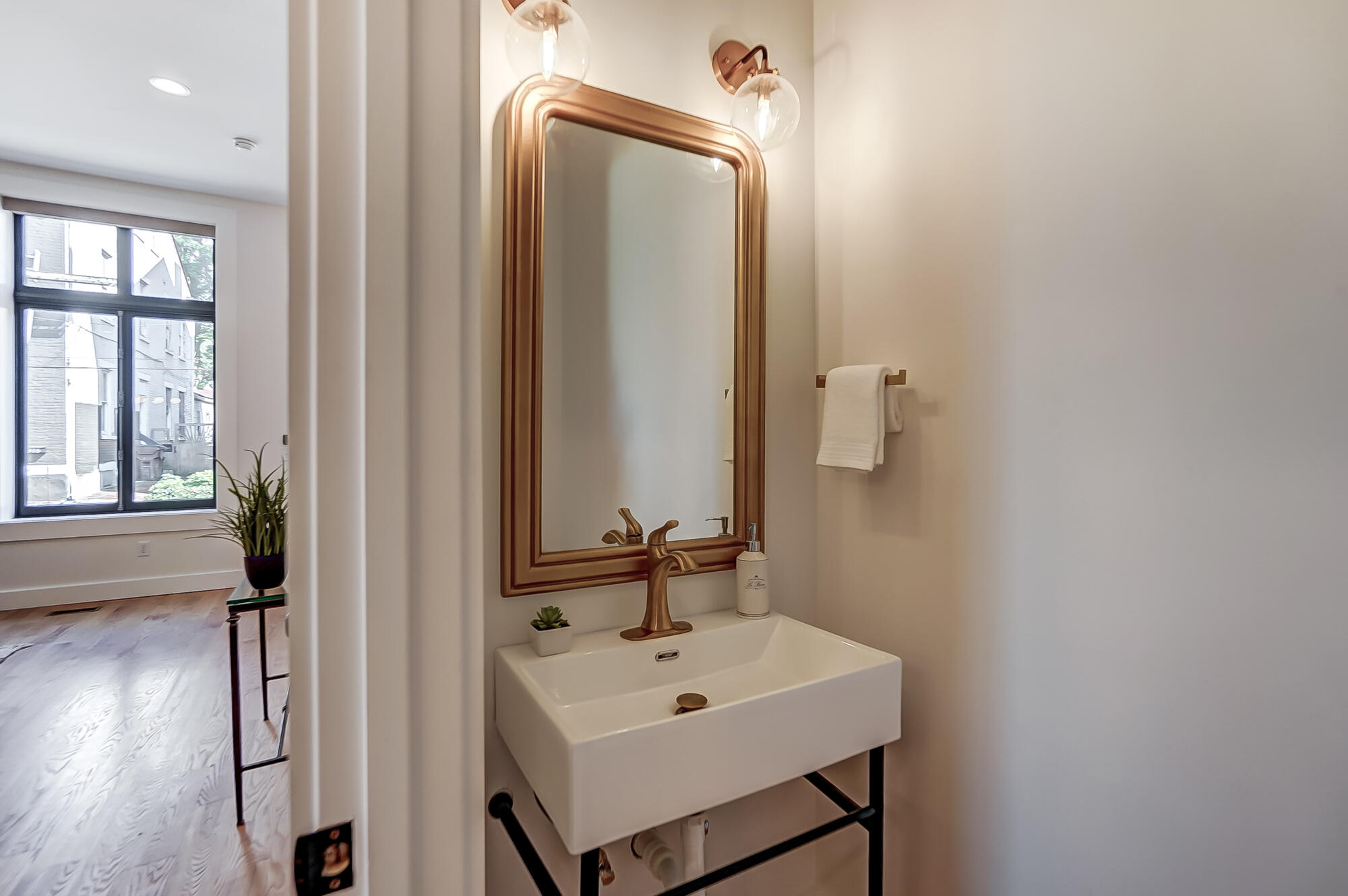 313 Berry Street Covington, KY 41011 - Photo 13 of 27