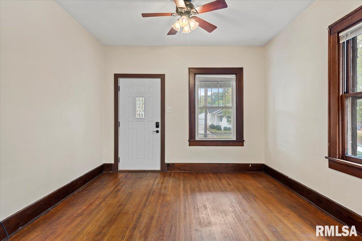 1512 South State Street Springfield, IL 62704 - Photo 6 of 24 Gallery Image 6