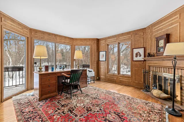 $1,100,000 | 2 Crocus Lane, North Oaks, MN 55127