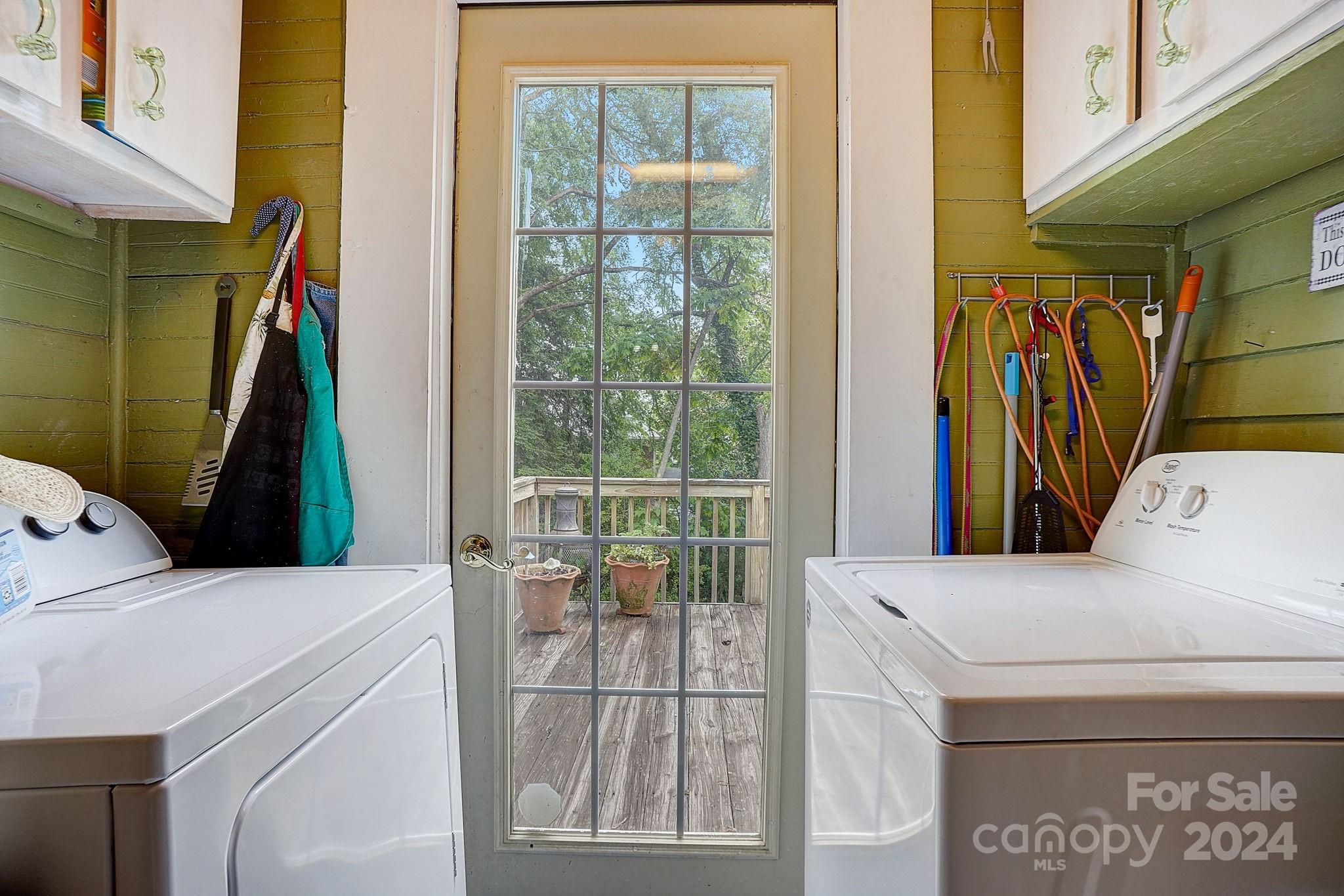 179 Union Street South Concord, NC 28025 - Photo 29 of 38 a utility room with dryer and washer