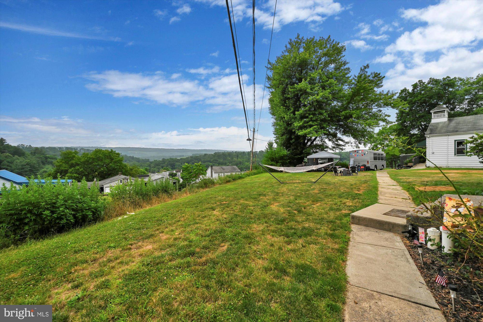 19-21 Llewellyn Road Pottsville, PA 17901 - Photo 4 of 28
