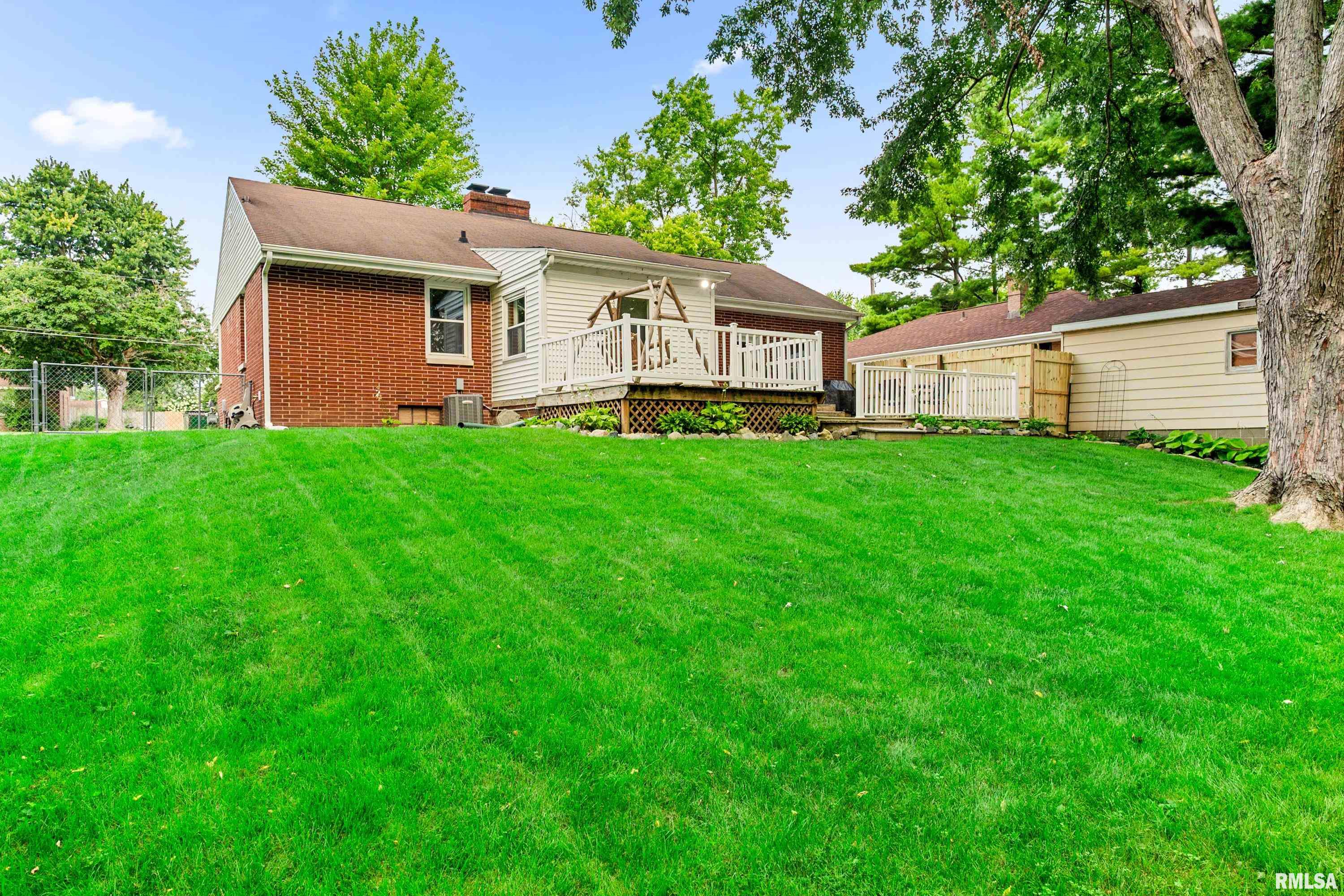 502 Spring Street Washington, IL 61571 - Photo 36 of 37 Gallery Image 36