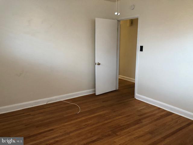 266 Carroll Road Pasadena, MD 21122 - Photo 11 of 25 Gallery Image 11